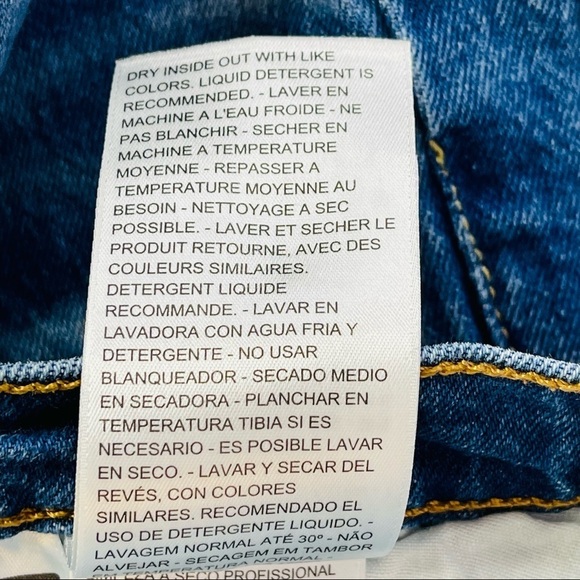 Levi's 501 original fit frayed cut off shorts high rise women's size 30 - Picture 7 of 12